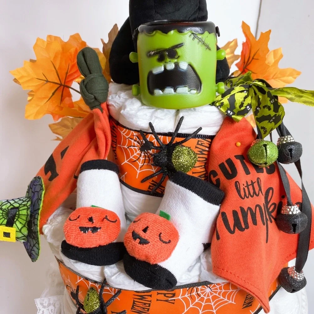 Halloween Diaper Cake, Halloween Baby gift